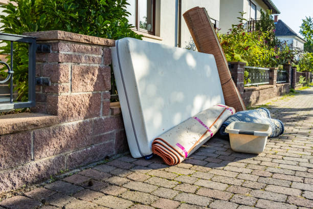 Best Garage Cleanout Services  in Chanhassen, MN